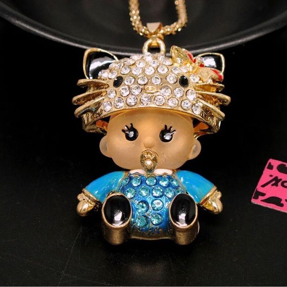 Blue Crystal Resin Kitty Cat Head Baby Pendant Necklace NWOT - Picture 1 of 3